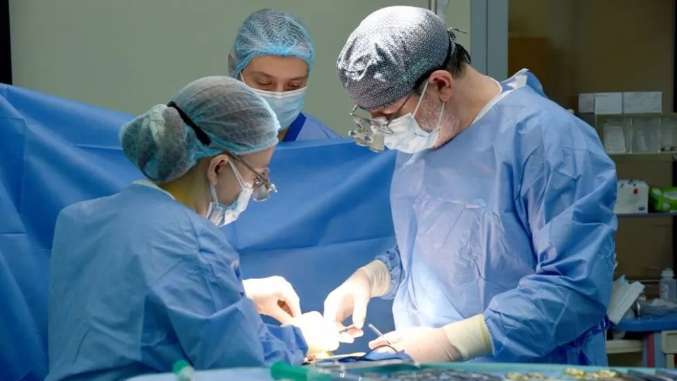 Două noi prelevări de organe și țesuturi la spitalul din Bistrița, inclusiv de la o femeie de 85 de ani