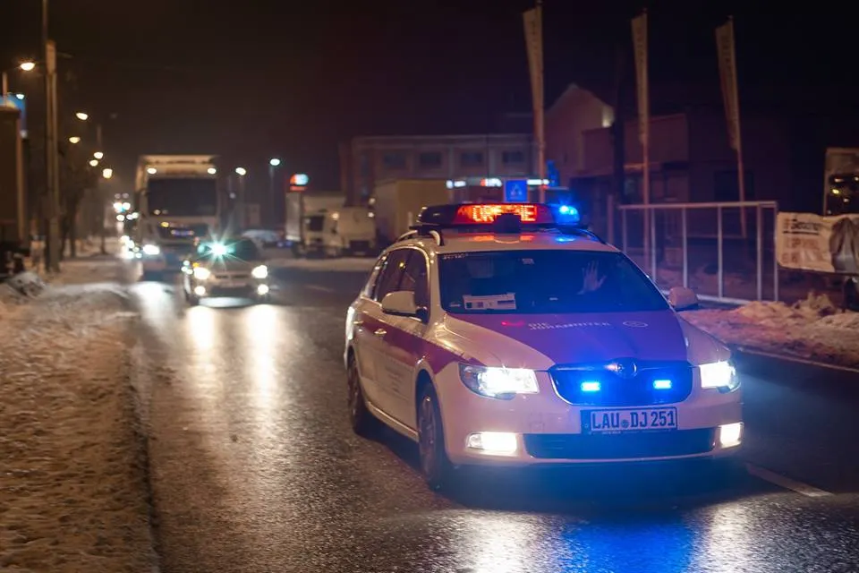 După două zile pe drum, cele 17 camioane ale proiectului ”Camionul de Crăciun” au ajuns la destinație. Povestea merge mai departe (FOTO/VIDEO)