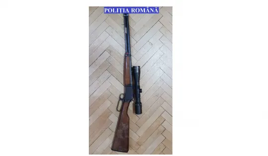 Percheziții în Bistrița-Năsăud și Mureș, într-un dosar de braconaj cinegetic și nerespectarea regimului armelor și munițiilor