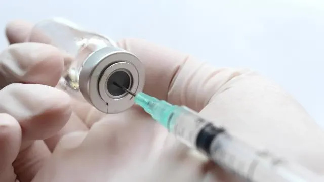 În contextul numărului mare de cazuri de gripă, județului Bistrița-Năsăud îi vor fi distribuite peste 2.000 de doze de vaccin antigripal