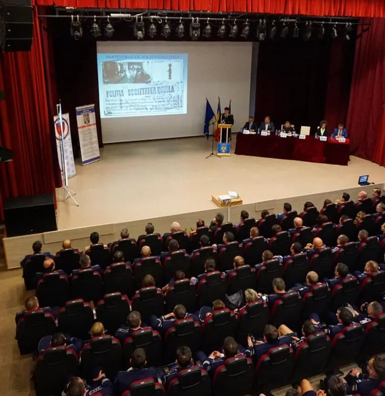 Polițiștii bistrițeni au prezentat raportul de activitate pe anul trecut. ”Județul Bistrița-Năsăud continuă să fie un județ sigur!” (FOTO)