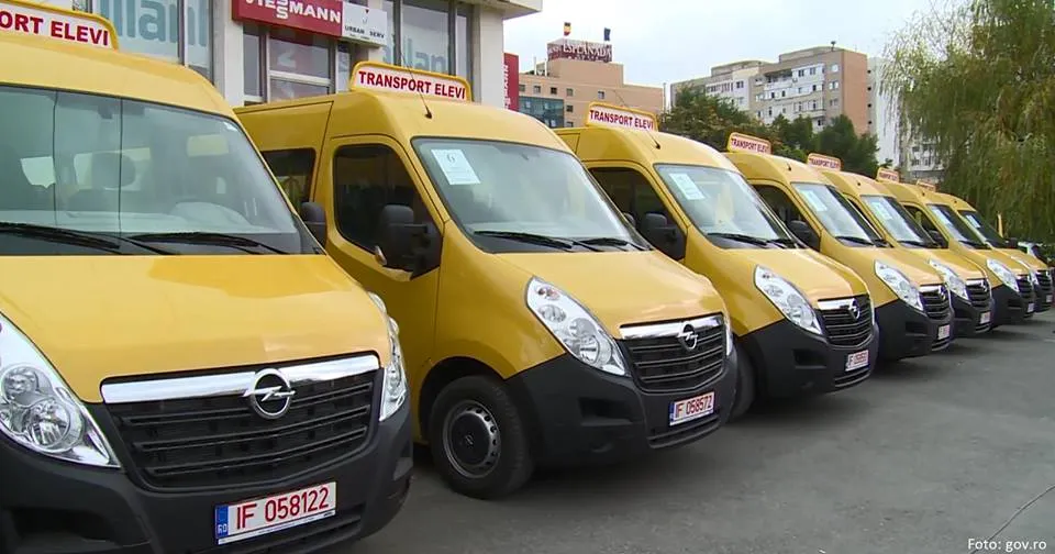 Inspectoratul Școlar Județean Bistrița-Năsăud a solicitat Ministerului Educației Național repartizarea unor microbuze noi