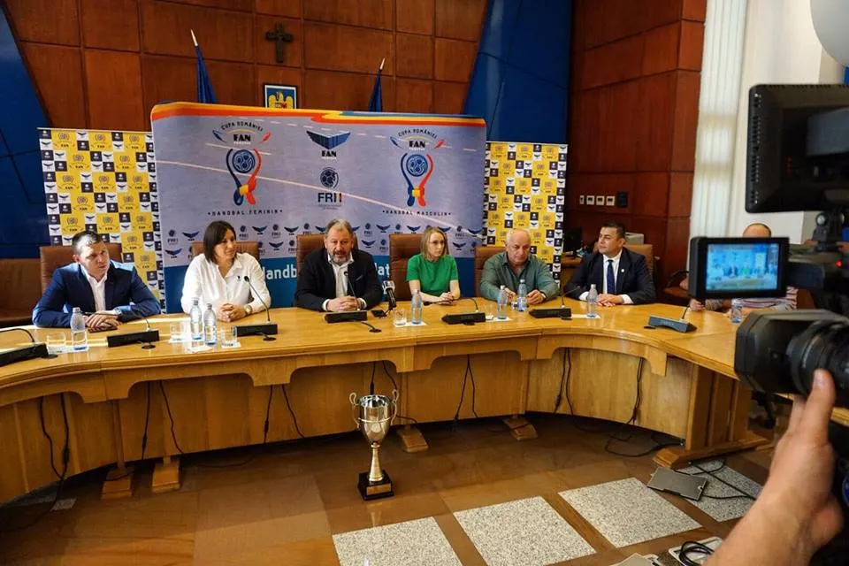 Turneul Final Four al Cupei României se desfășoară la Bistrița, în 20 și 21 aprilie