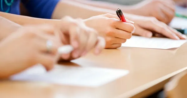 Peste 2.500 de elevi din Bistrița-Năsăud susțin examenul de Evaluare Națională