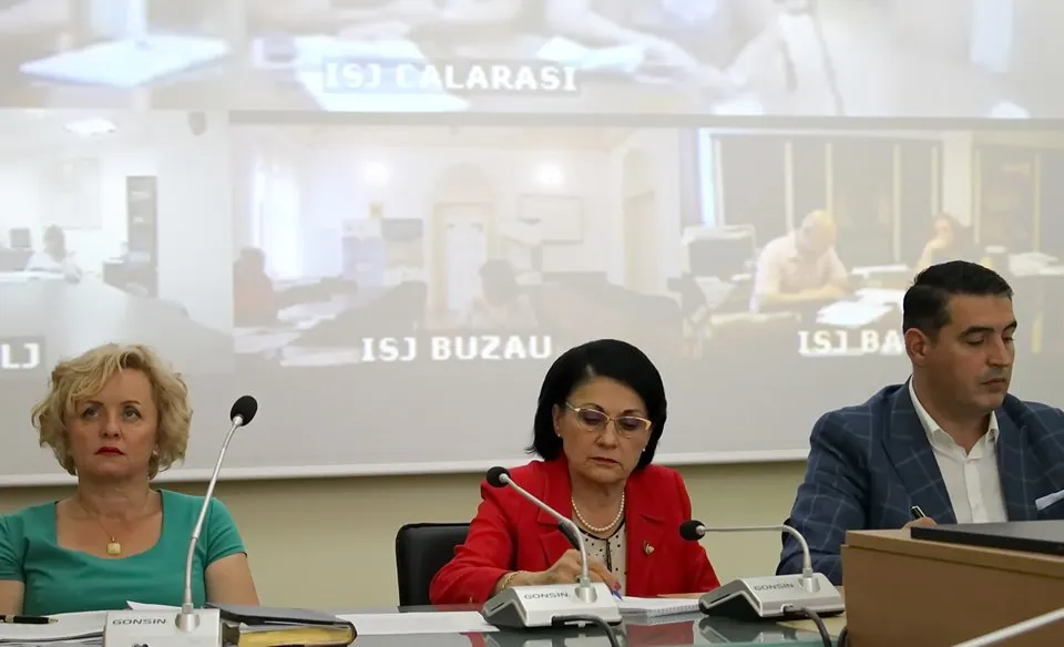 Verificări ale Corpului de Control al Ministrului Educației Naționale în unitățile de învățământ din toată țara