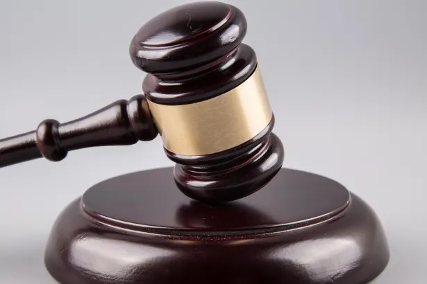 Încă un polițist de la Permise Auto Bistrița-Năsăud, condamnat! De data aceasta cu executare. Sentința nu este definitivă