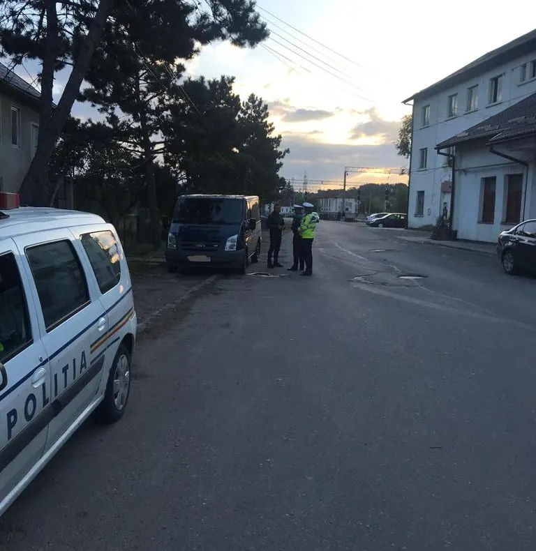 Polițiștii au verificat 17 gări CFR din Bistrița-Năsăud! Au fost aplicate amenzi de aproape 8.000 lei