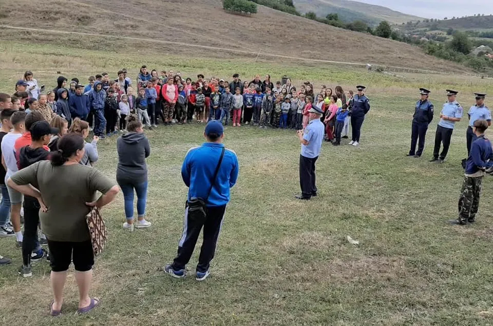 Zeci de copii, în ”Tabăra de acasă” (FOTO)