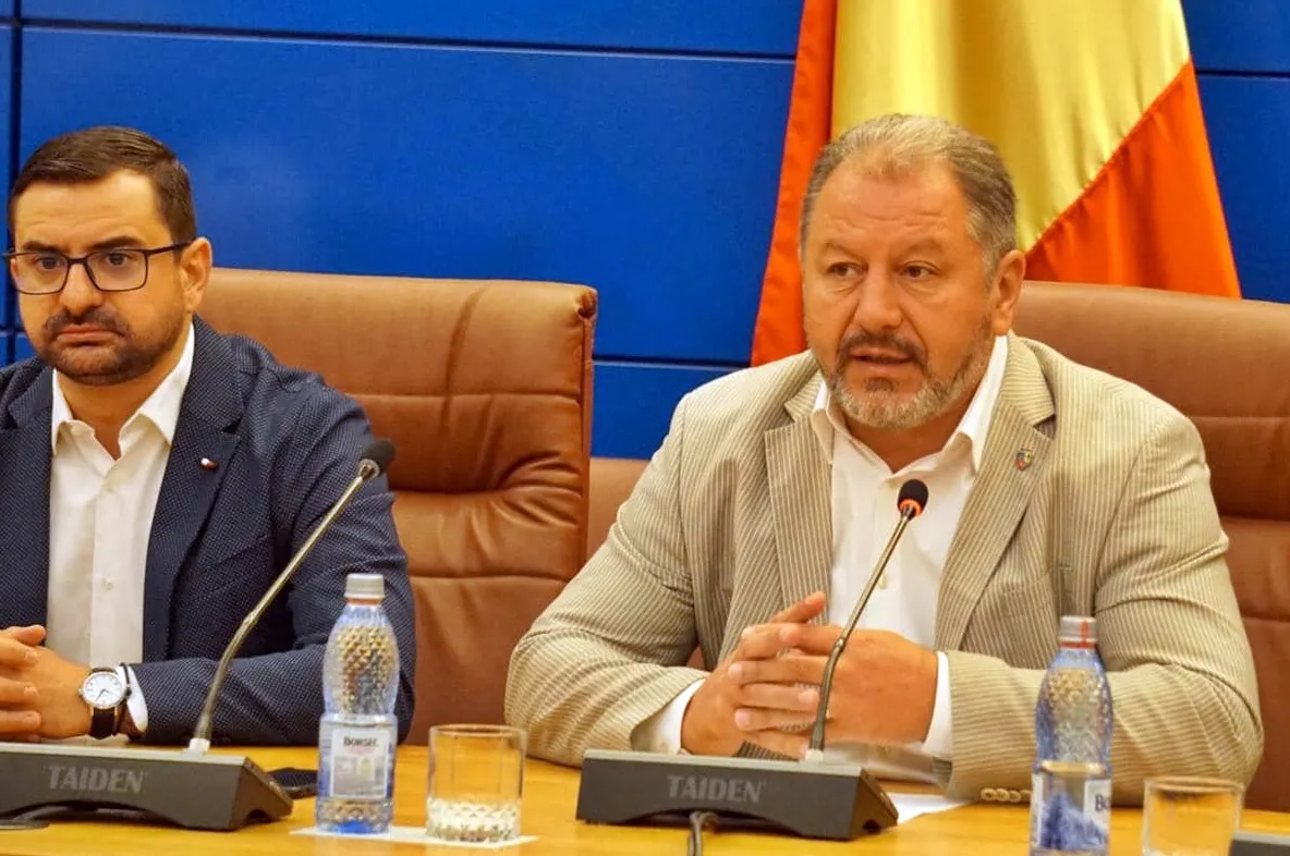 Adrian Chesnoiu, directorul AFIR: Sunteţi printre puţinele judeţe din ţară în care nivelul de absorbţie al fondurilor europene destinate beneficiarilor publici! Bistrița-Năsăud a atras peste 220 milioane de euro