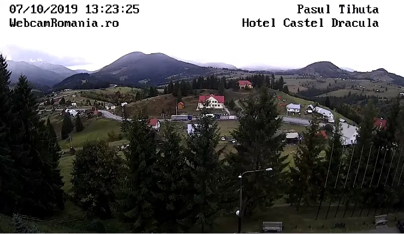 Pe DN 17, în Bistrița-Năsăud s-a intervenit cu material antiderapant