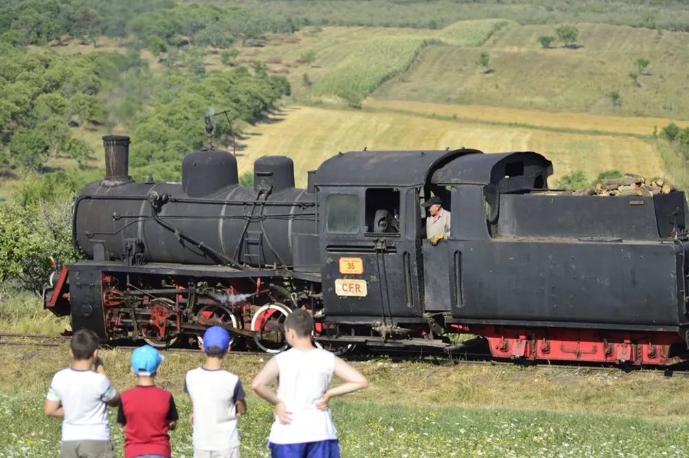 Județul Bistrița-Năsăud ar putea pierde un simbol. Mocănița Transilvaniei este în pericol
