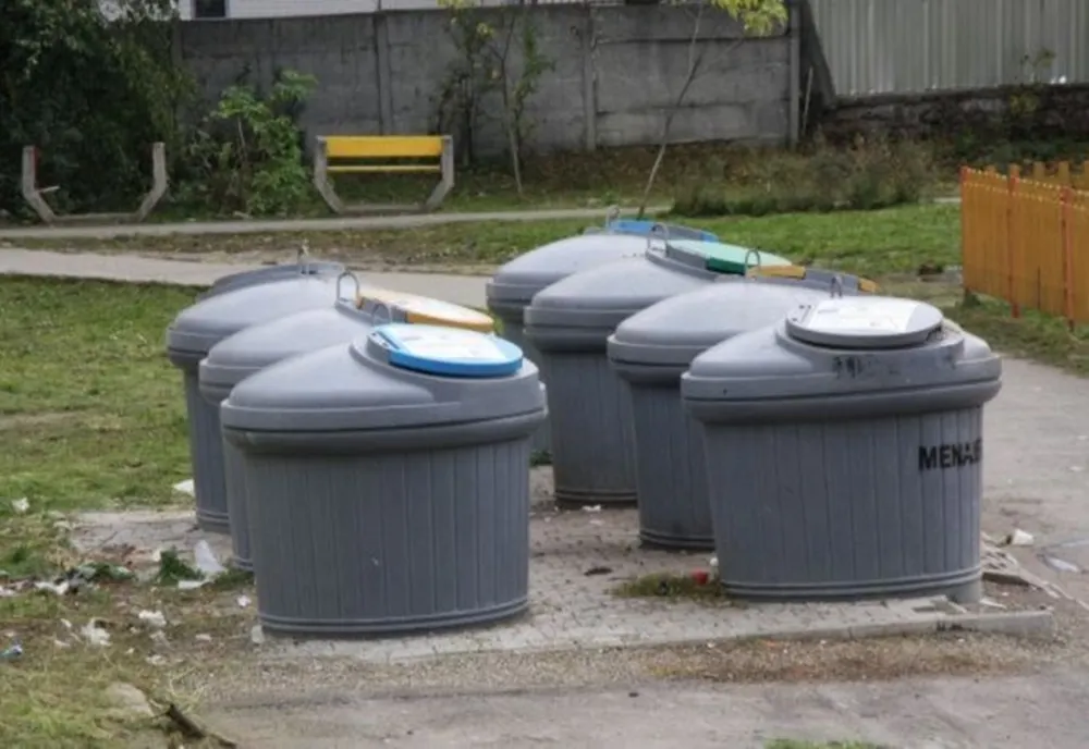 Colectarea selectivă din Bistrița-Năsăud, pe hârtie! Realitatea e alta