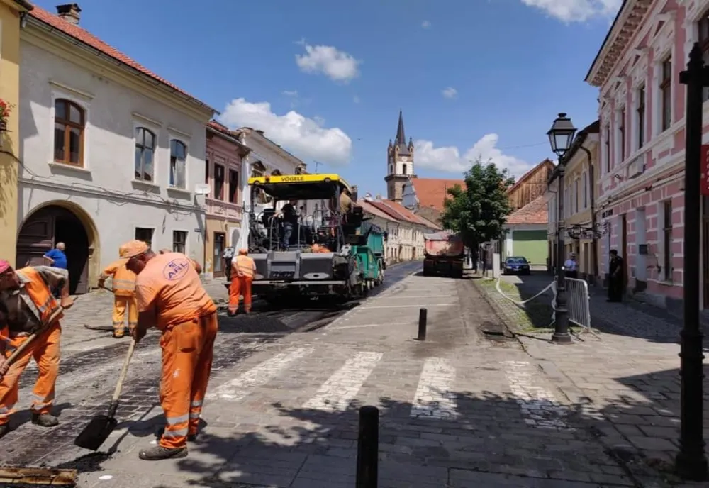 Primăria Bistrița anunță începerea lucrărilor de reabilitare pe mai multe străzi! Vezi de când și care sunt locațiile