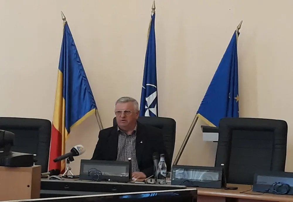 Bistrițenii în vârstă pot apela la serviciile municipalității pentru a-și procura cele necesare! Care este procedura