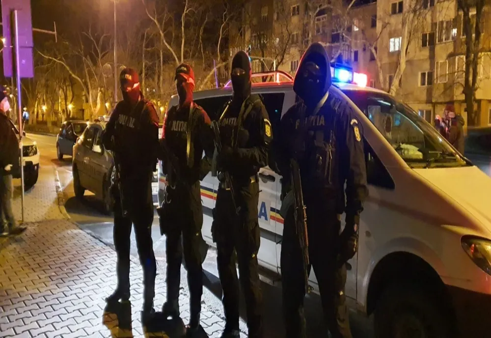 Prefectul Dolha cere polițiștilor și jandarmilor exigență maximă și intensificarea patrulelor în Bistrița-Năsăud
