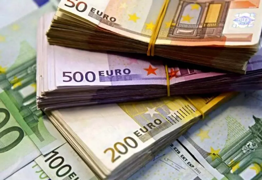 Patru cămătari, trimiși în judecată de procurorii bistrițeni! Și-au aflat sentințele rapid! Ce sume li s-au confiscat
