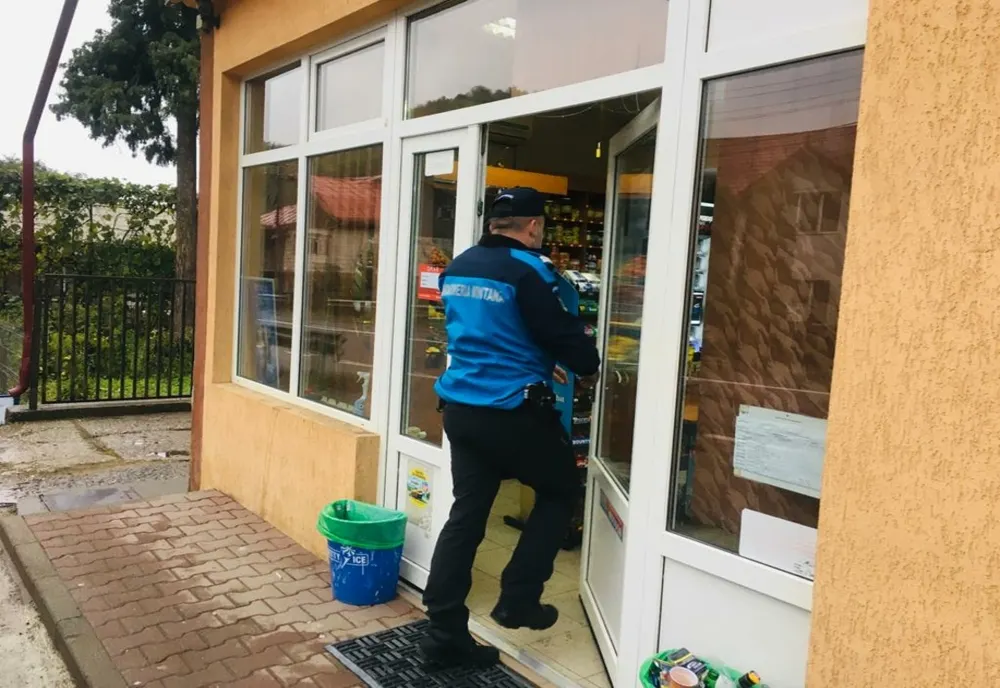 Amenzi de circa 10.000 lei, aplicate de jandarmi, pentru nerespectarea măsurilor de protecție