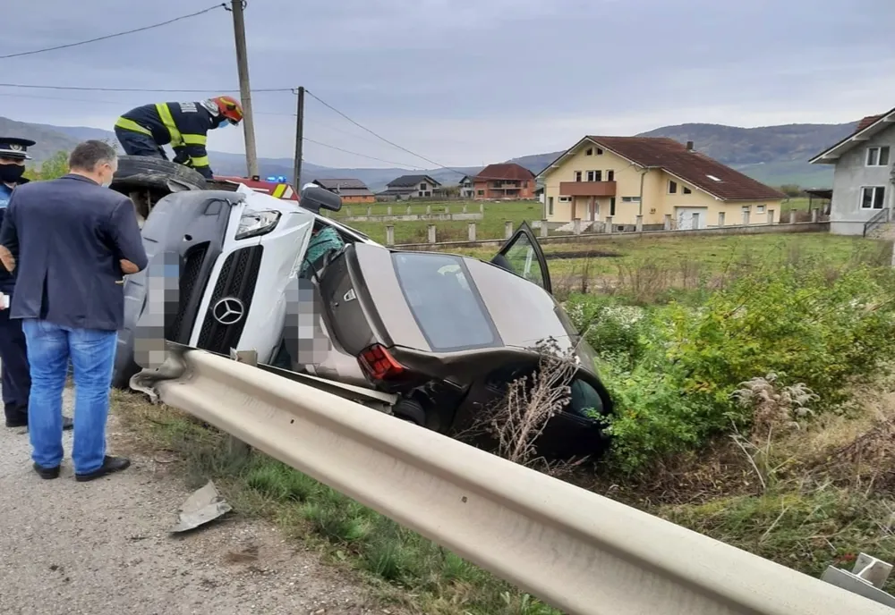 Accident pe DN 17, în Crainimăt! Un clujean a ajuns la spital