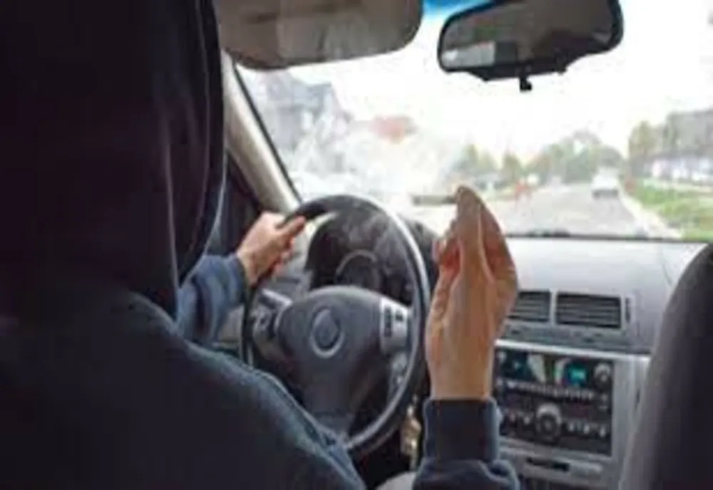 Tânăr de 19 ani, prins drogat la volan