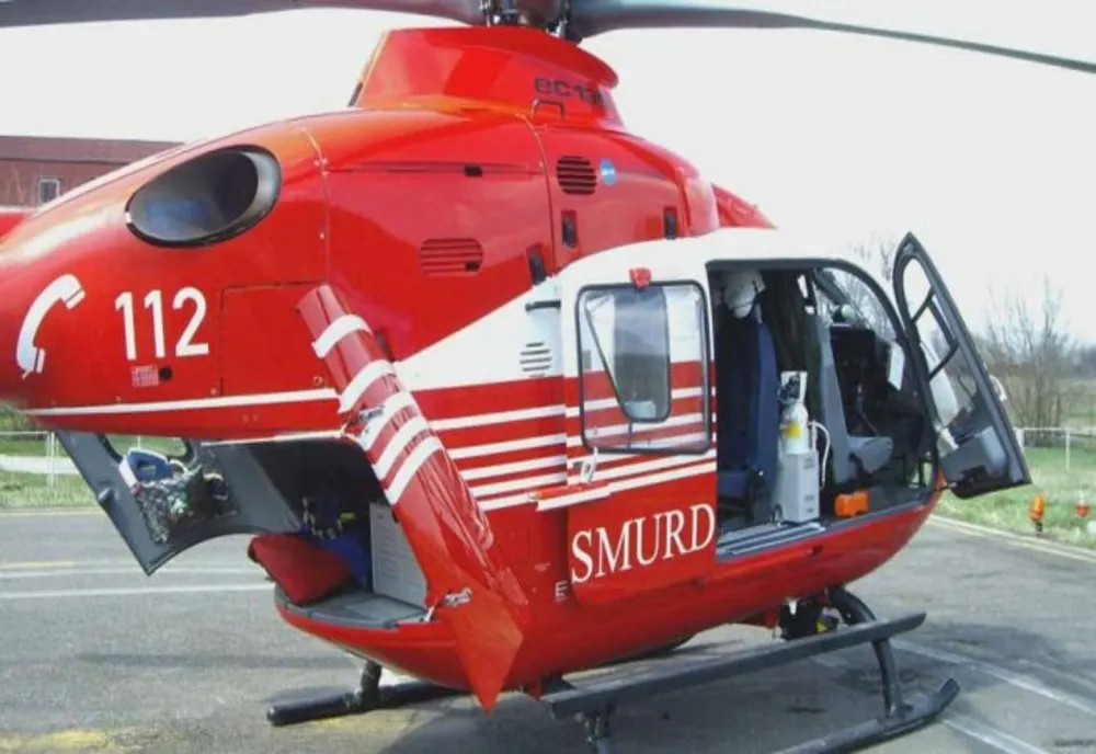 Accident în Țagu! Fetiță lovită de un biciclist, dusă cu elicopterul SMURD la spital