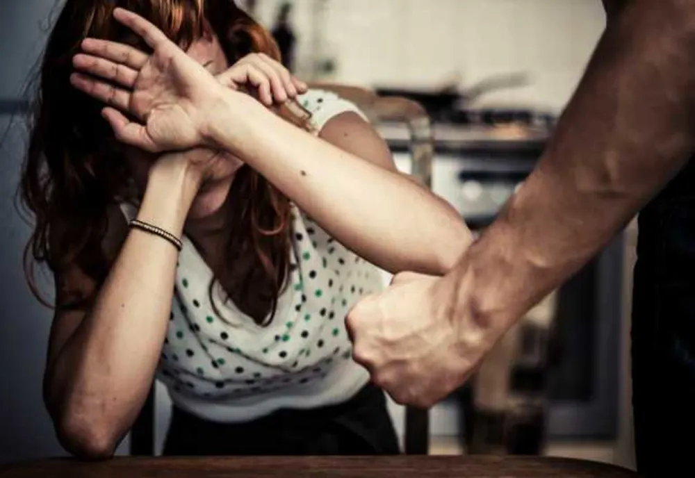 Bistrițean reținut pentru violență în familie și lipsire de libertate