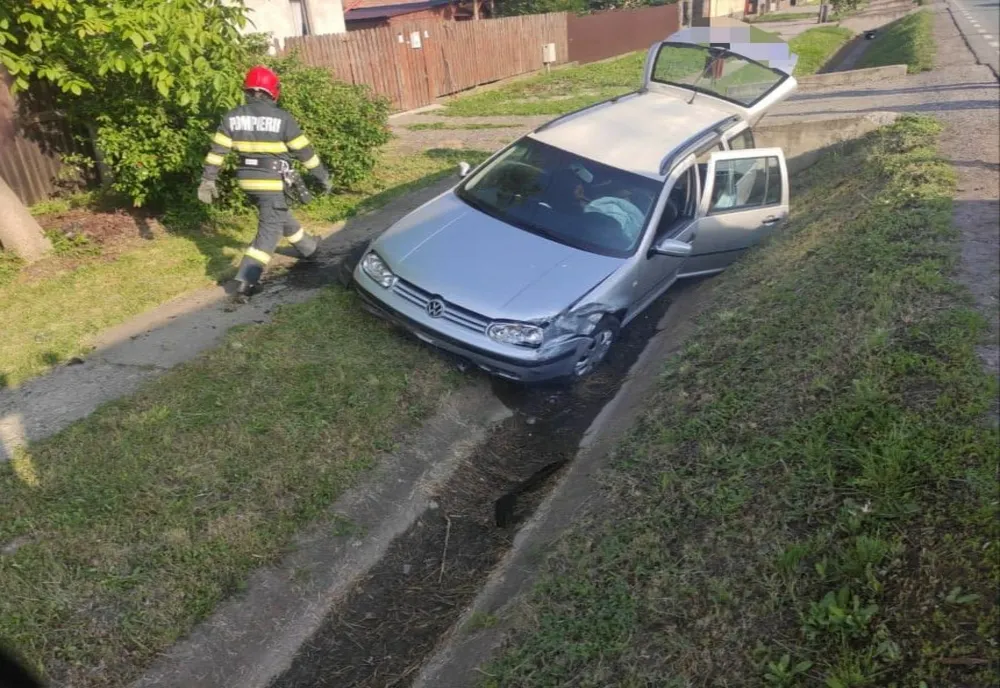 Tânără din Reghin, rănită în urma unui accident petrecut în Ernei! Implicat în evenimentul rutier e și un bistrițean