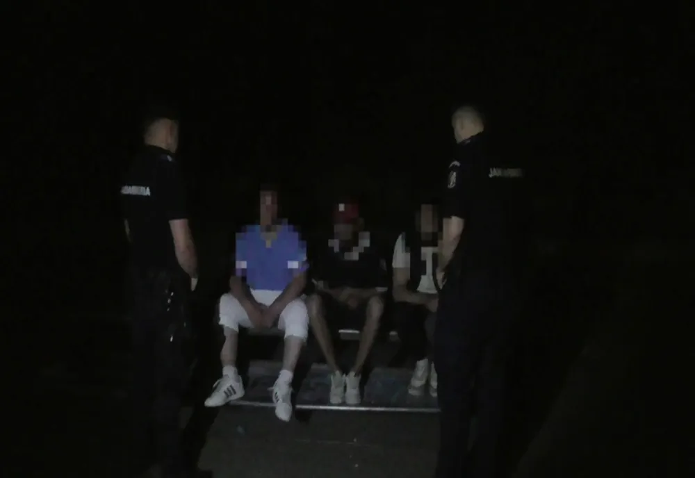Doi bistrițeni și un botoșănean, prinși consumând droguri, în Pădurea Schullerwald