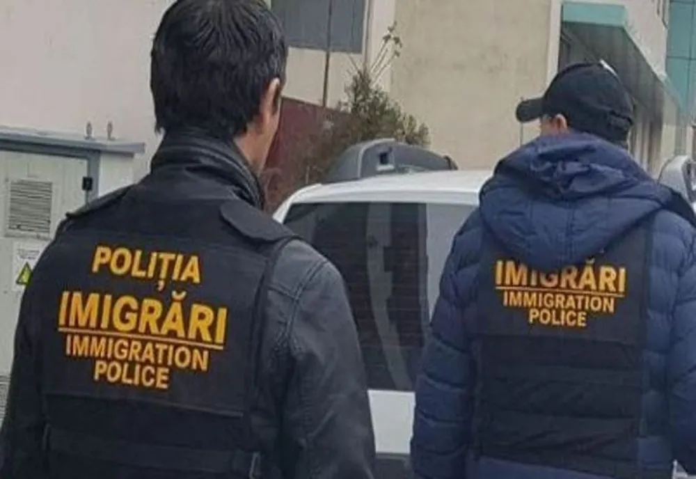 Trei bengalezi care munceau în Bistrița-Năsăud, obligați să părăsească România