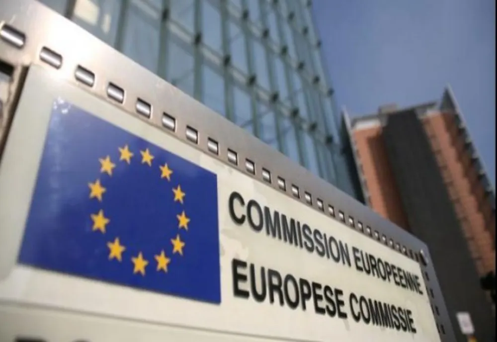 COMISIA EUROPEANĂ PROPUNE UN SPRIJIN DE 120 MILIOANE EURO PENTRU FERMIERII DIN CINCI ŢĂRI, INCLUSIV ROMÂNIA