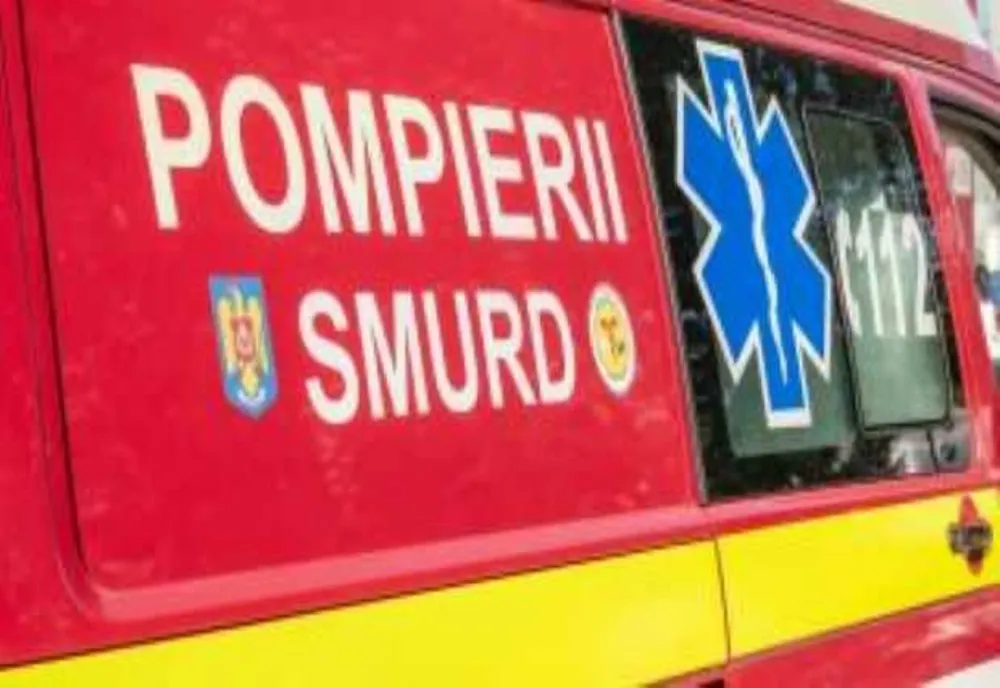 PIETON LOVIT DE DOUĂ MAŞINI, PE DJ 173F; UN ŞOFER A PĂRĂSIT LOCUL ACCIDENTULUI