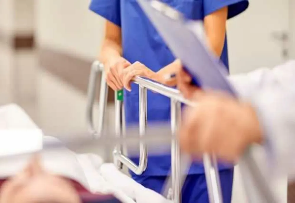 NOI REGULI ÎN SPITALE: COPIII VOR PUTEA FI TRATAȚI DE ORICE MEDIC, LA URGENȚĂ, DACĂ SUNT ÎN PERICOL 