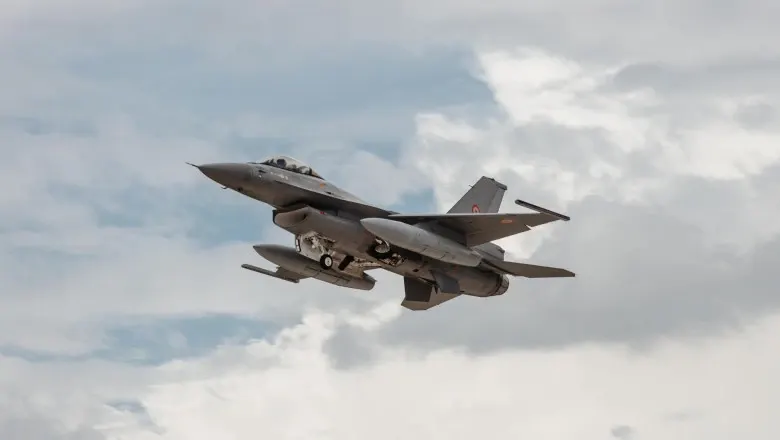 Drona prăbușită în Tulcea. Resturile au fost găsite în Munții Măcinului. MApN: Au fost observate urme de combustie
