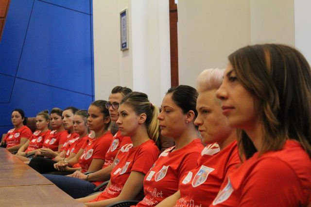 Trei zile de handbal de calitate la Sala Polivalentă