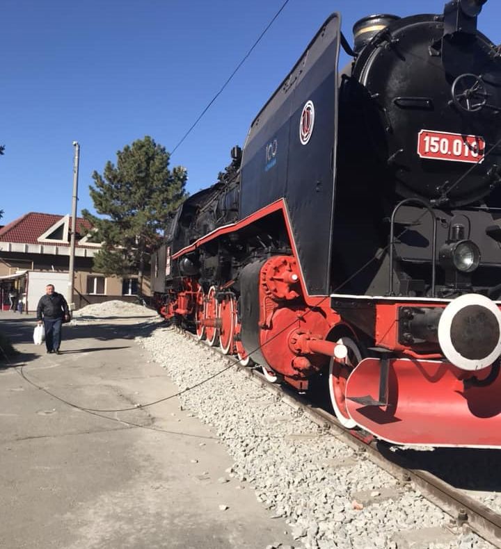 Diana Morar (PNL): Ai impresia că locomotiva a dat buzna în piațetă! De proiect s-a ocupat neobositul fotomodel local, viceprimarul Cristi Niculae