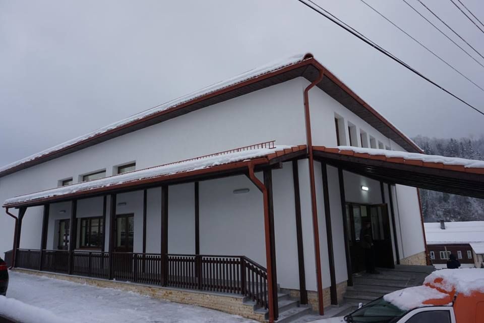 Căminul cultural din stațiunea Colibița, reabilitat cu fonduri europene, inaugurat de Crăciun (FOTO)