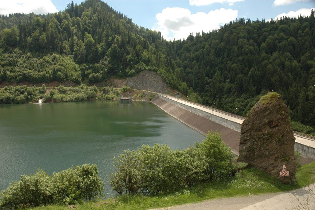 Coaliția pentru Biodiversitate către atașații de mediu prezenți la Bistrița: Creșterea siguranței acumulării Colibița, titlu manipulator! UE finanțează nu numai deteriorarea mediului, ci și stimularea corupției în România