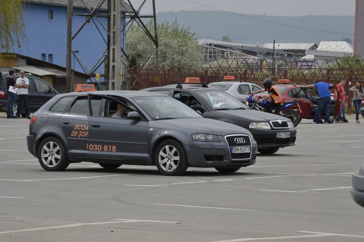 În Bistrița-Năsăud, aproape jumătate dintre candidații examinați pentru permisul de conducere sunt respinși