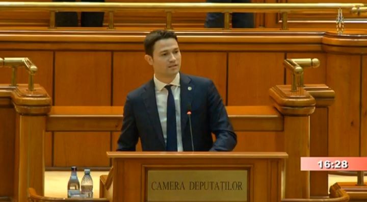 Secretarul general al PNL, Robert Sighiartău, anunță că alocațiile pentru copii vor fi majorate