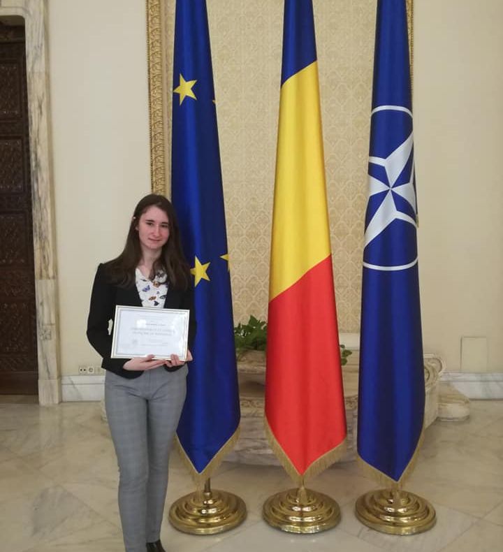 O elevă din Bistrița, ”Ambasador al limbii franceze în România” (FOTO)