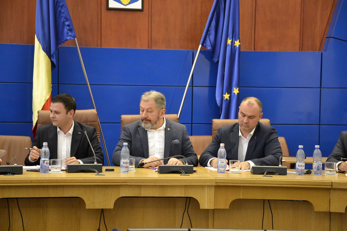 Vicepremierul Daniel Suciu, la Bistrița. A semnat contracte în valoare de 20 de milioane de euro (FOTO)