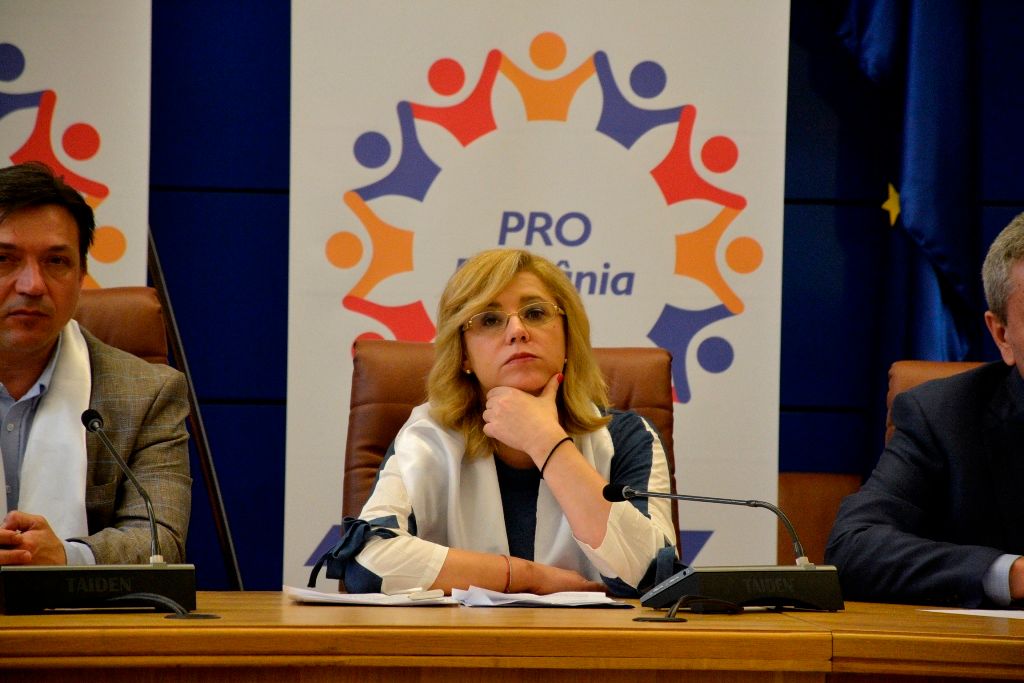 Corina Crețu: ”Organizarea administrativ - teritorială a țării împiedică absorbția fondurilor europene. Modelul cel mai bun este cel al descentralizării totale, ca în Germania sau Franța!”