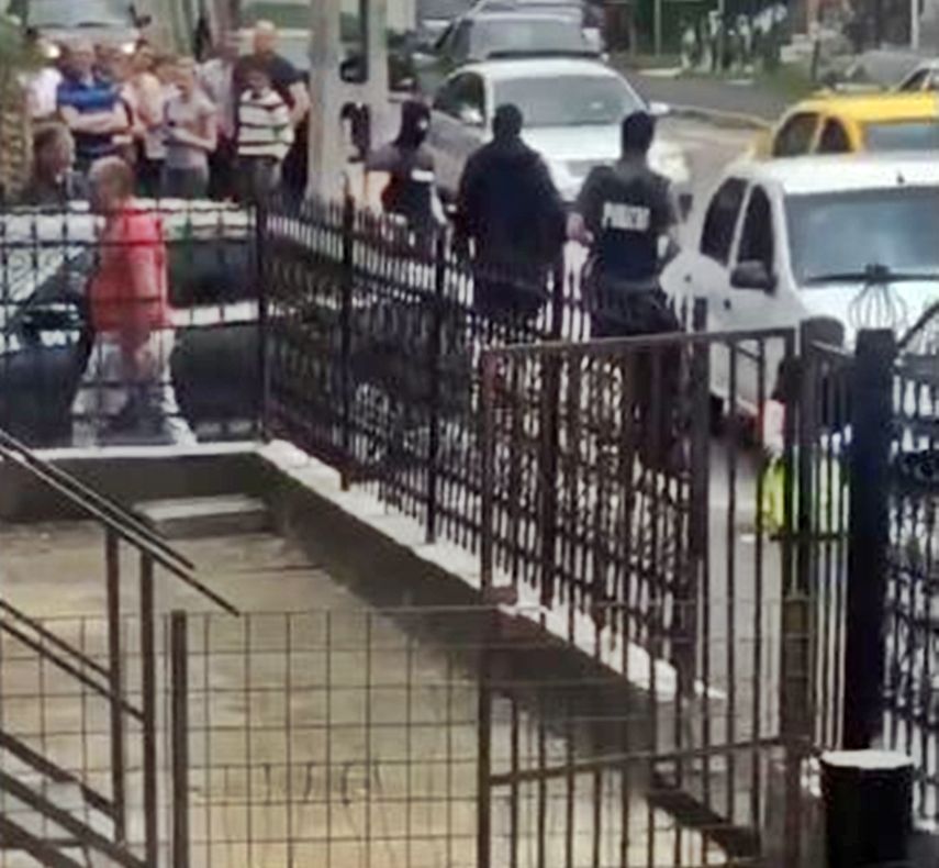 Doi bistrițeni, prinși în flagrant încercând să vândă droguri în Năsăud, arestați preventiv în Vrancea