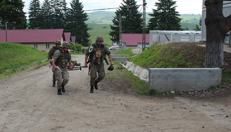 Militarii bistrițeni, la finalul cursului de prim ajutor organizat în cadrul exercițiului multinațional Saber Guardian 2019 (FOTO)