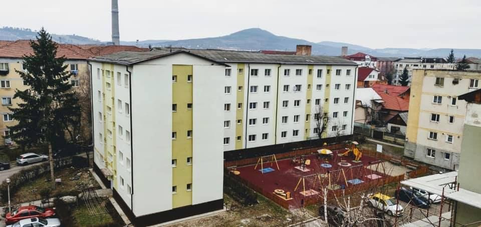 Peste 100 de blocuri din municipiul Bistrița, reabilitate termic (FOTO)