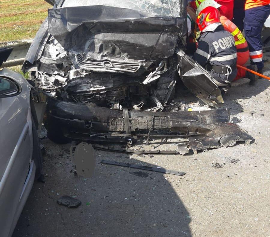 Accident rutier cu patru victime pe DN 17, în localitatea Reteag din județul Bistrița-Năsăud (FOTO)