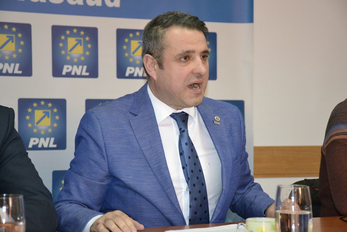 PNL Bistrița-Năsăud vrea să excludă din partid un primar, un consilier județean și un membru