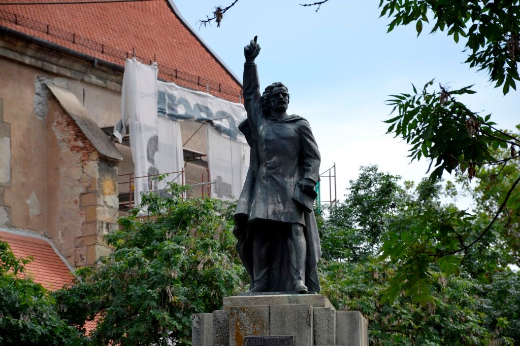 Ziua Imnului Național al României, marcată în orașul natal al poetului Andrei Mureșanu (FOTO/VIDEO)