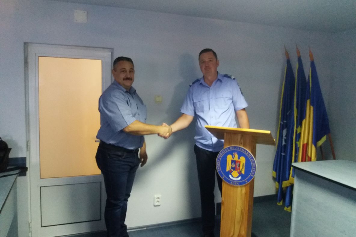 Doi tineri din Mureș, anchetați pentru înșelăciune de polițiștii bistrițeni. Au vrut să ia gratis pe un ATV