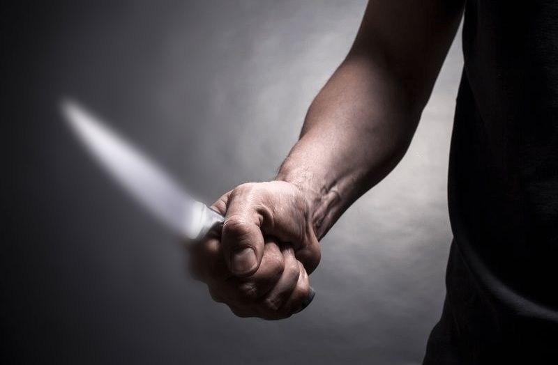 Un cioban de 16 ani din Bistrița-Năsăud, arestat la domiciliu! Și-a înjunghiat un coleg de stână