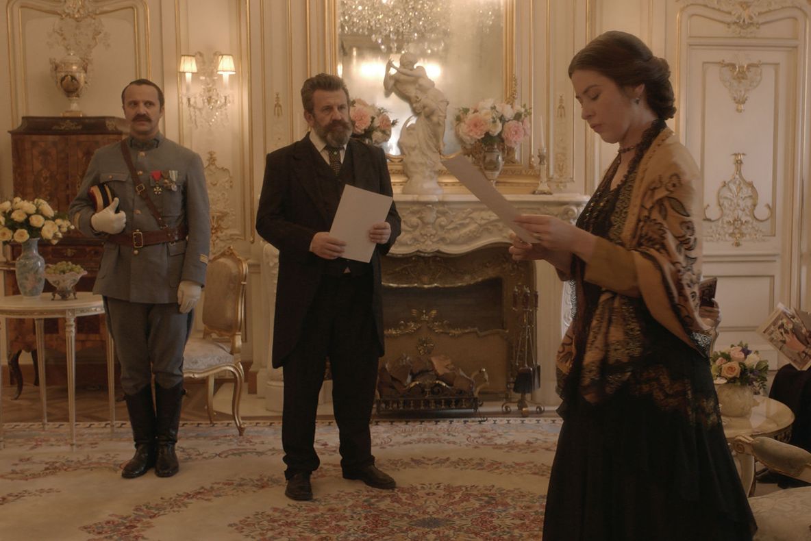VIDEO: Filmul "Maria, Regina României", în avanpremieră națională la Bistrița